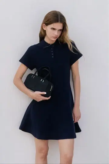 THE TOE 원피스 Short Sleeve Flare Onepiece