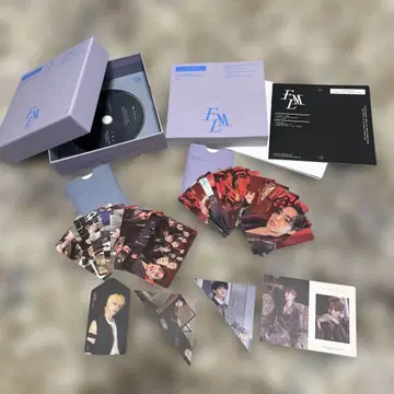 SEVENTEEN FML 디럭스반 트레이딩 카드 포함