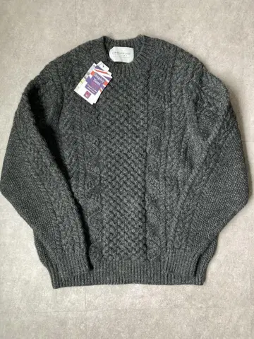 미사용 새상품 TOMORROWLAND 니트 사이즈 M