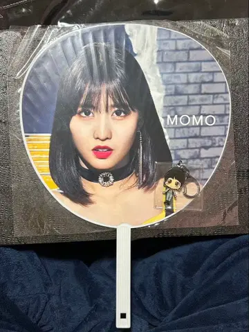 TWICE MOMO 부채 BDZ