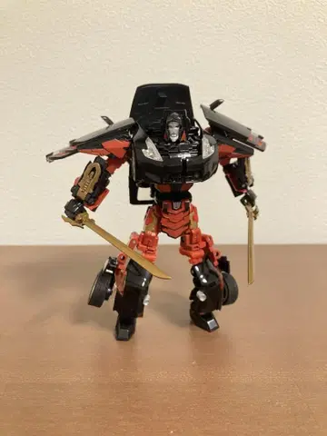 트랜스포머 알타 메가트론 다이아몬드 블랙 A-02