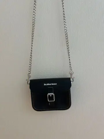 닥터 마틴 숄더백