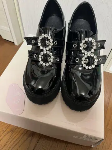 BUBBLES 더블 버클 통굽 신발 37