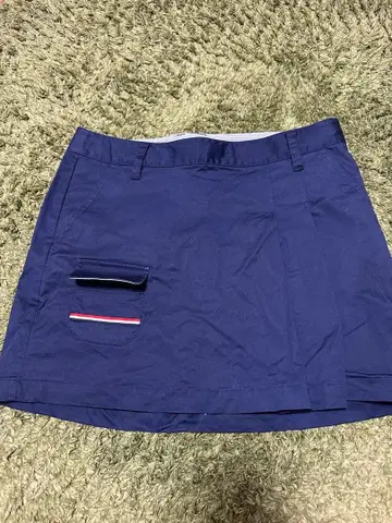 가격 인하 타미힐피거 네이비 스커트