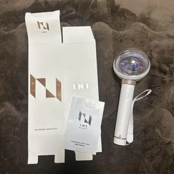 INI 공식 라이트 스틱