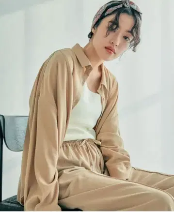 LEPSIM 멀티 메리트 절개 셔츠 242755 베이지 새상품급