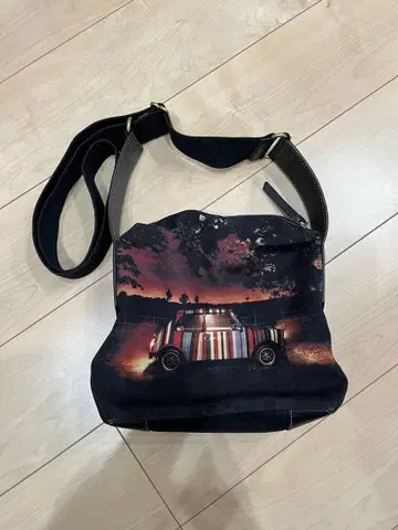 폴스미스 숄더백