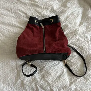 Brandy Melville 인조 가죽 백팩 스웨이드
