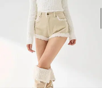 다리치 포인트 보아 코듀로이 숏팬츠 아이보리 S