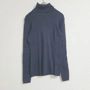 UNIQLO 터틀 니트 M 사이즈 네이비 컬러 베이직 무지 긴팔