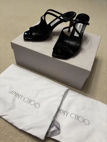 지미추 블랙 오픈토 하이힐