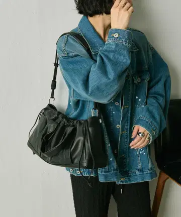 이아하피요네 멀티 웨이 복조리 보스턴 백