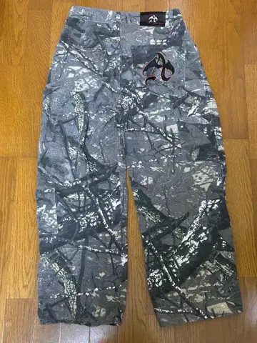 ANTIMID 리얼트리 데님 블랙