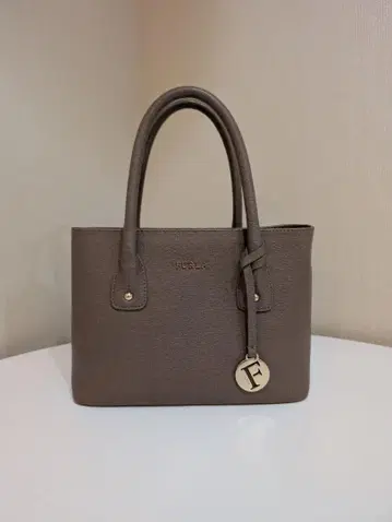 FURLA / 백