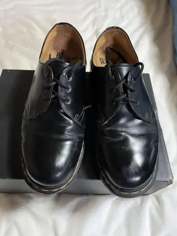 닥터마틴 Dr.Martens 3홀 uk8