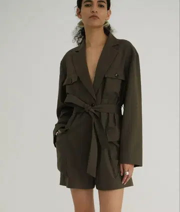 CLANE MILITARY SHORT ALL IN ONE 카키 사이즈 1