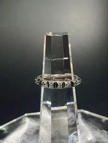 Apm Monaco 그린 큐빅 지르코니아 반지