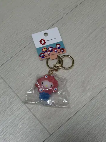 산리오 미야쿠미야쿠 클리어 키티