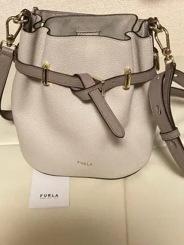 FURLA 그레이 버킷 백 2way