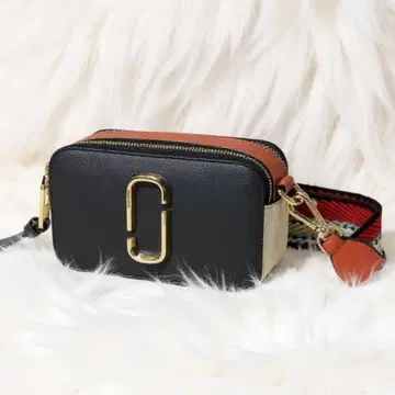 [ 새상품급 ] MARC JACOBS 스냅샷 멀티 숄더백
