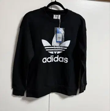 adidas FM6277 블랙 크루넥 맨투맨