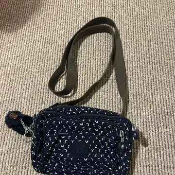 kipling 숄더백 미사용 새상품