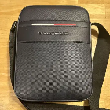 TOMMY HILFIGER 숄더백 블랙
