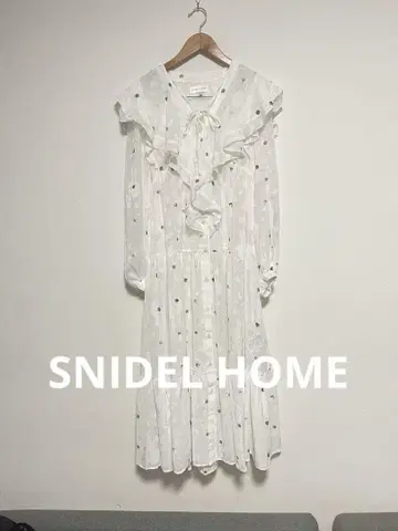 스나이델 홈 자카드 롱 드레스 프릴