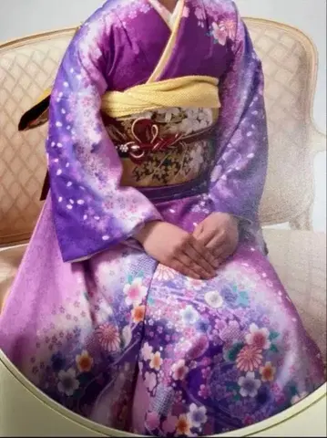 보라색 꽃무늬 후리소데 기모노 세트