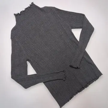 잉게보그 그레이 리브 넥 터틀넥