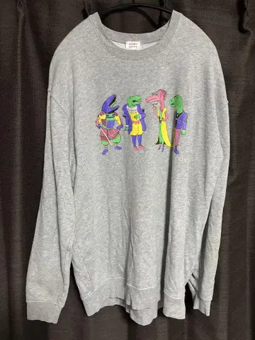 BEAMS DESIGN 공룡 프린트 맨투맨 XL