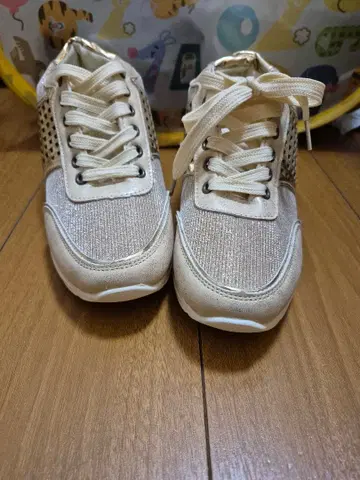 DIEAO 통굽 스니커즈 24-25cm 라메