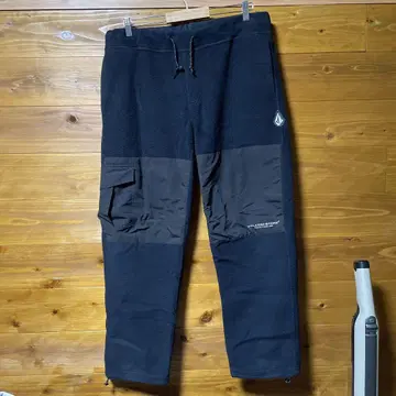 Volcom 플리스 팬츠 블랙