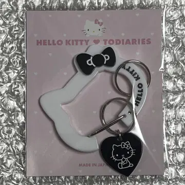 투 다이어리즈 헬로키티 카라비너