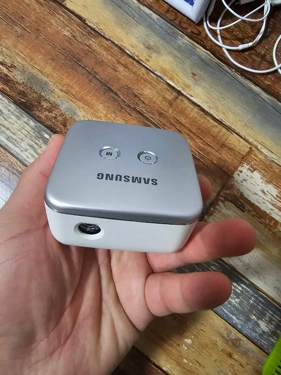 Samsung Smart Beam Mini Beam Portable Beam Projector (Almost New)