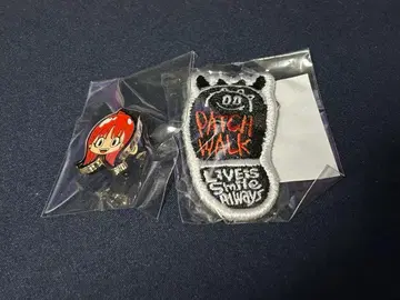 LiSA PATCH WALK 가챠 핀 배지 와펜