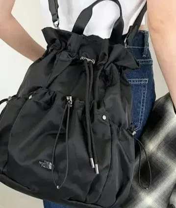THE NORTH FACE 블랙 백팩