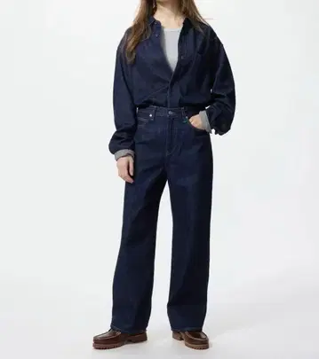 UNIQLO 와이드 스트레이트 청바지 24