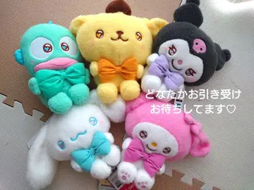 산리오  M 프라이스 앉은 포즈 봉제 인형