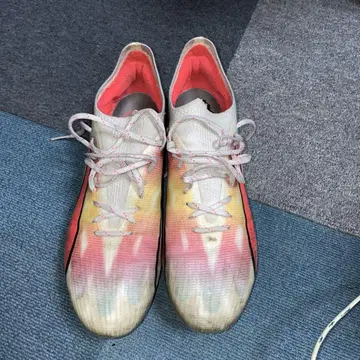 PUMA ULTRA 스파이크