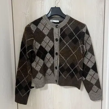 ZARA 비대칭 아가일 가디건