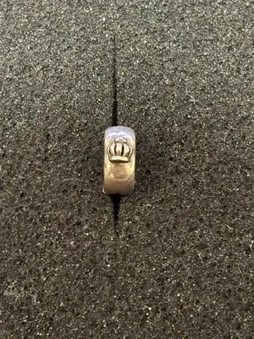 ROYAL ORDER 로얄오더 실버 후프 크라운 귀걸이