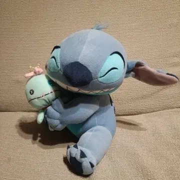 당시 물 스티치 봉제 인형 스크럼프 안아주기