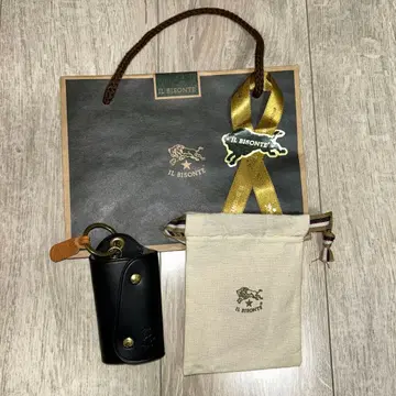 IL BISONTE 블랙 가죽 키케이스