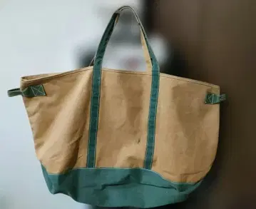 빈티지 베이지와 그린의 토트백 LL 비니 코엘만