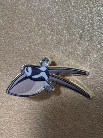 오징어 디자인 에나멜 핀