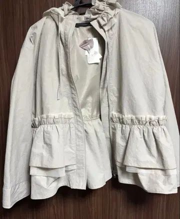 마키 볼륨 프릴 마운틴 후드티 LL