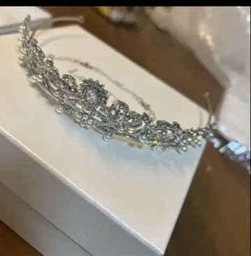 엘레강트 스와르 티아라 lovetiara 웨딩 티아라