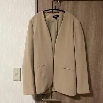 새상품급 Theory 노카라 자켓 베이지 사이즈 2