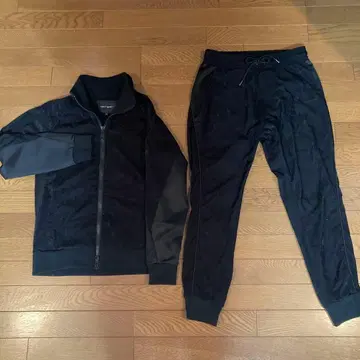 1piu1uguale3 셋업 리츠칼튼 콜라보 akm